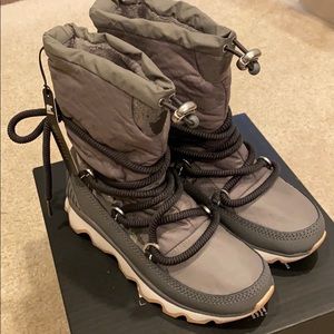Sorel Kinetic Boot size 5.5